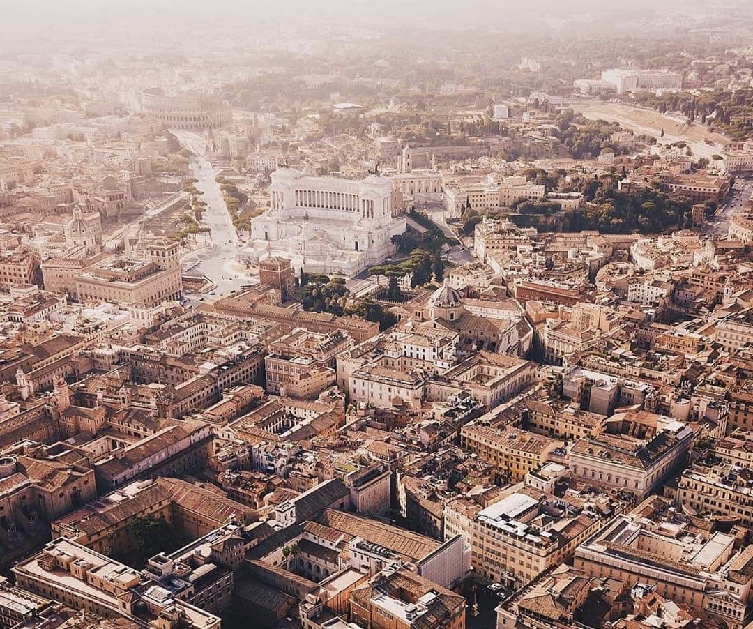 Roma dall’alto da Fb coronavirus