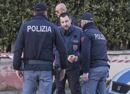 poliziotto salvini