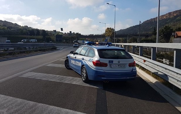 polizia auto romeno