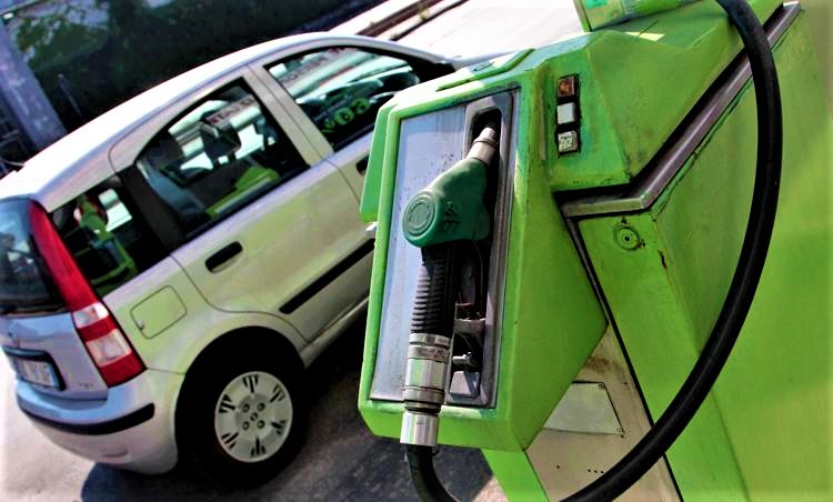 carburanti di nuovo in rialzo (2)