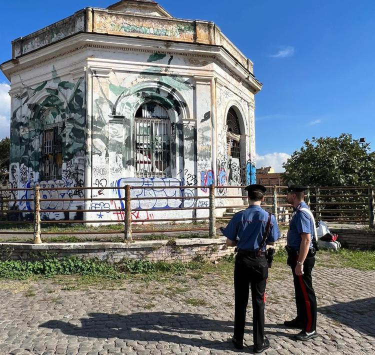 carabinieri turchi testaccio