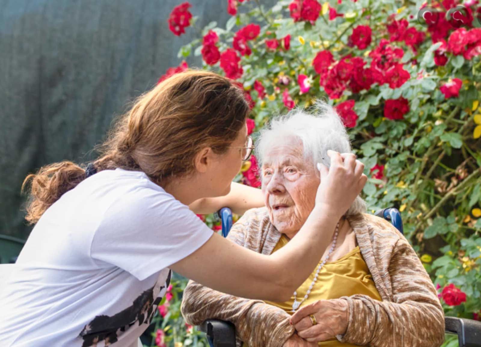 Vittoria Perfetti, detta Vittorietta, in una recente immagine familiare