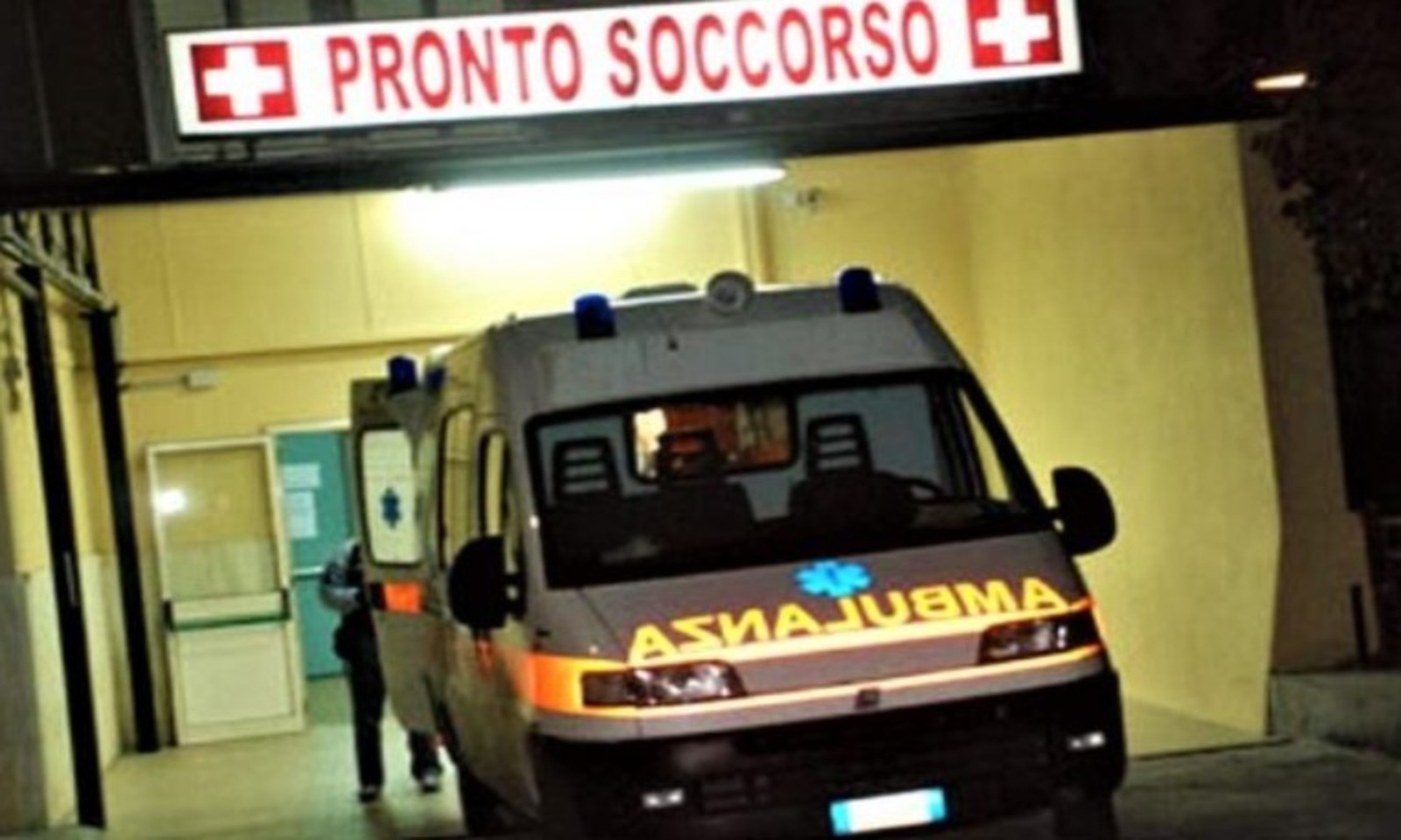 Ambulanza per incidente mortale Lariano