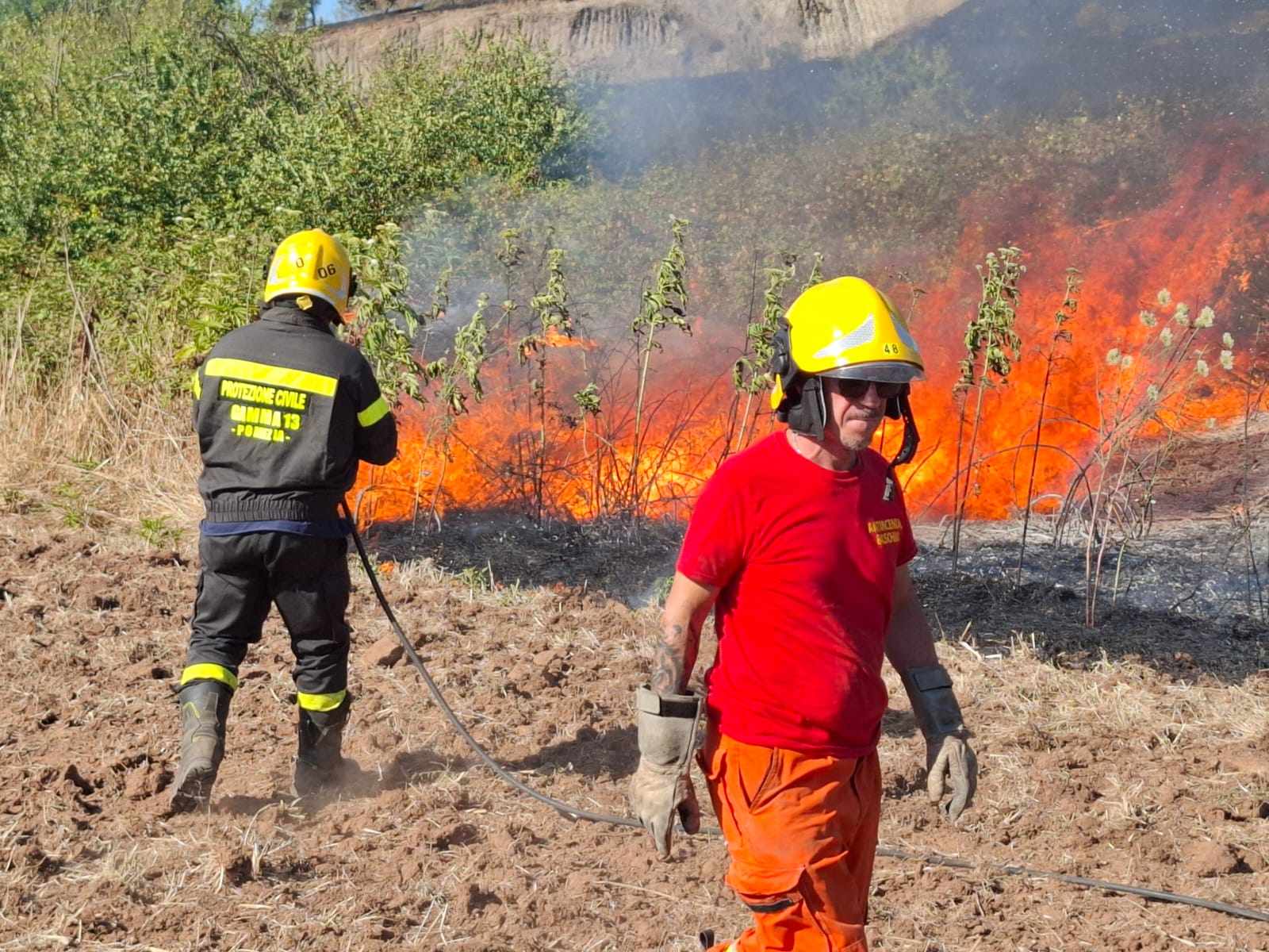 Fiamme su via Ardeatina