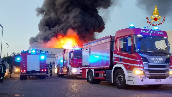 Incendio Farla di LAtina