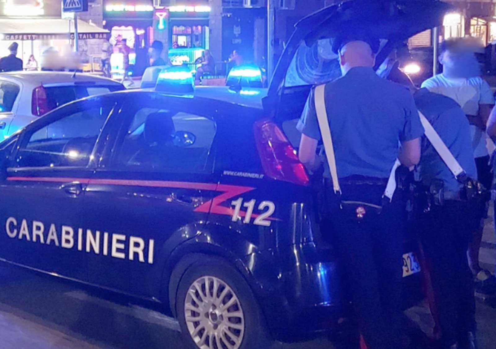 Roma, pattuglia dei carabinieri