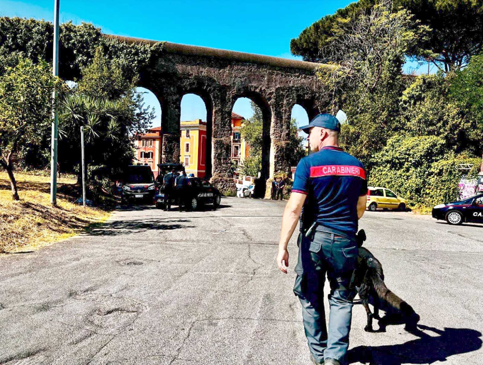 Carabinieri in azione a Roma