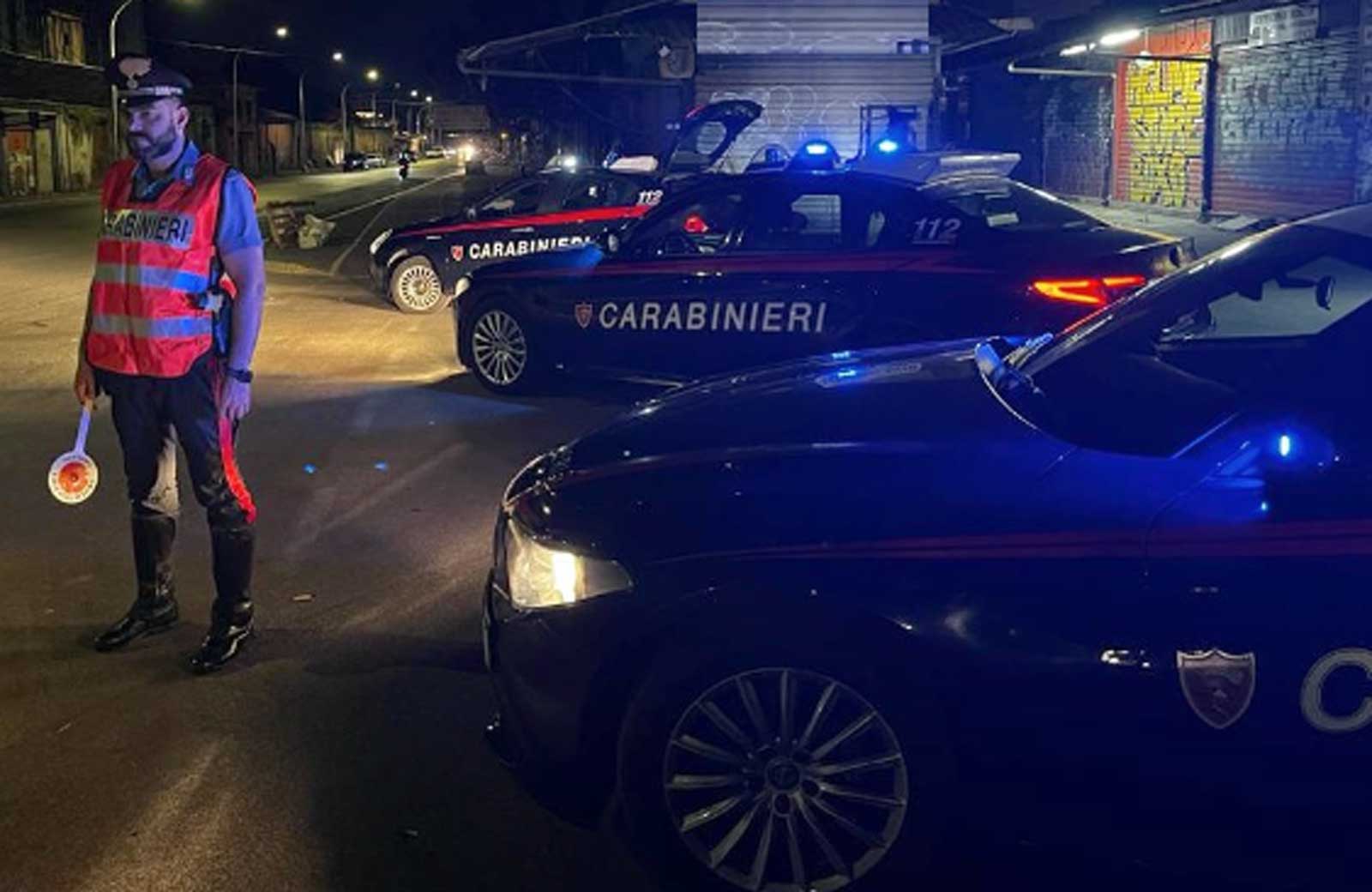 Una macchina dei carabinieri per il Quarticciolo