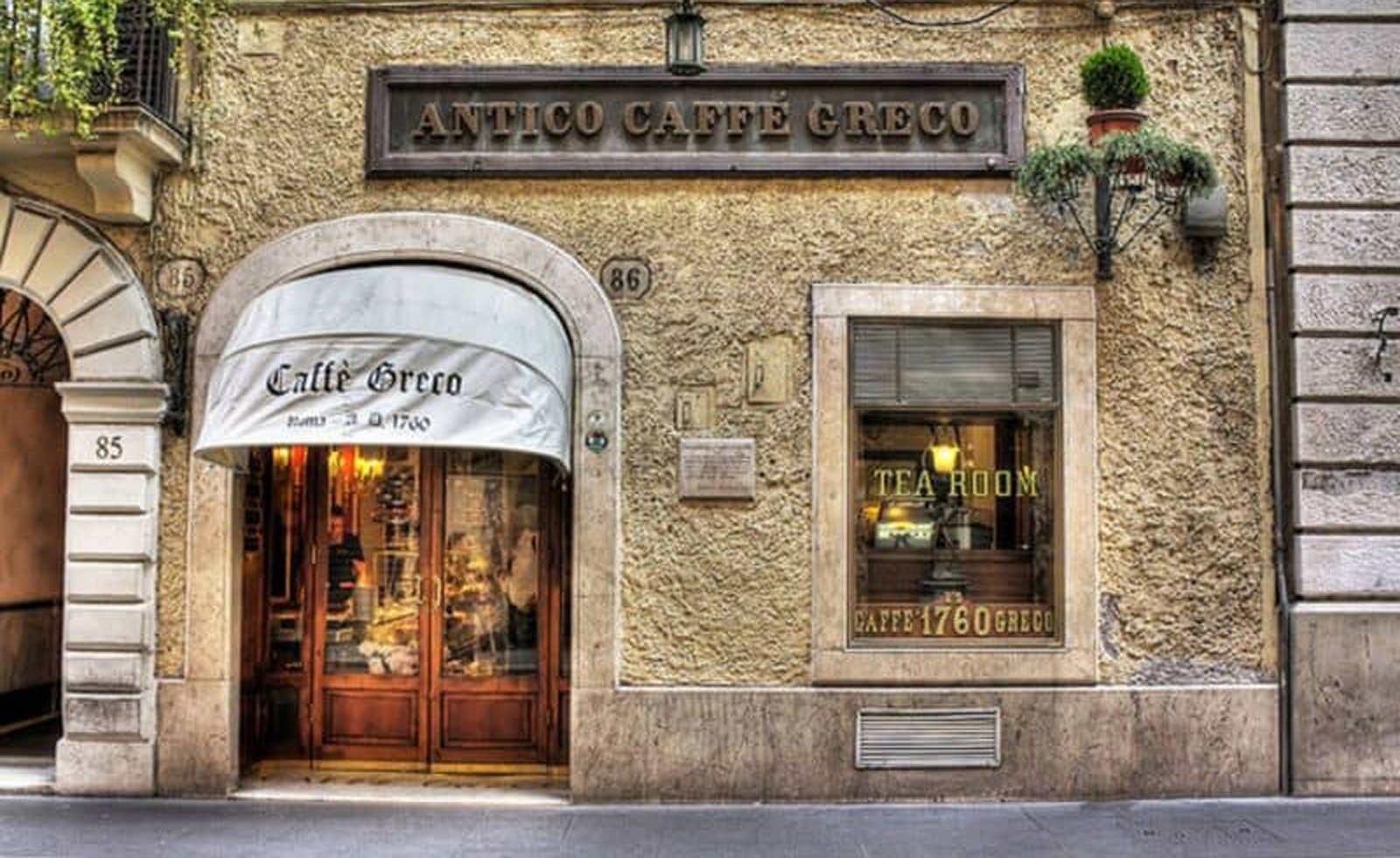 Il caffè Greco di via Condotti