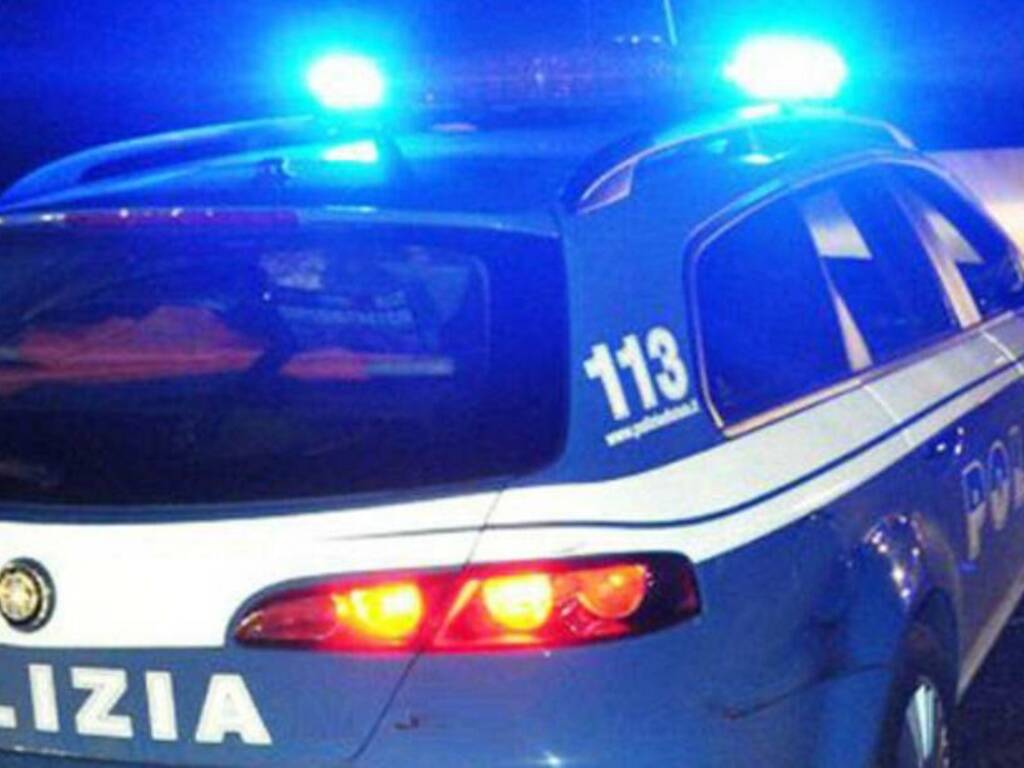 polizia stradale di notte