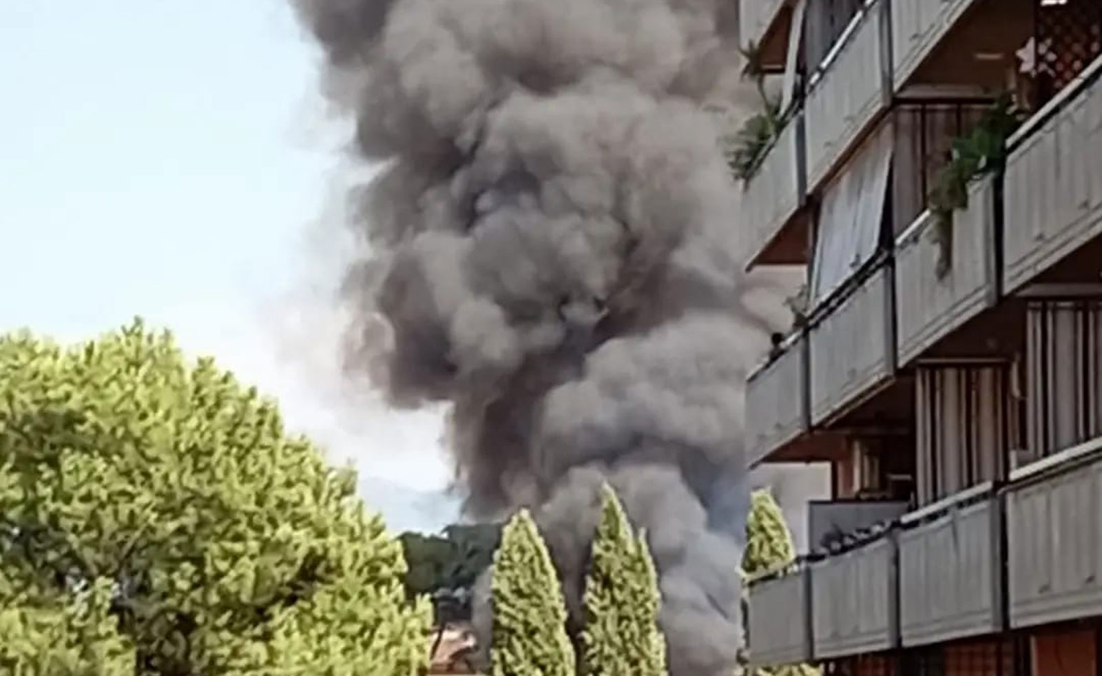 Incendio a via Ciamarra