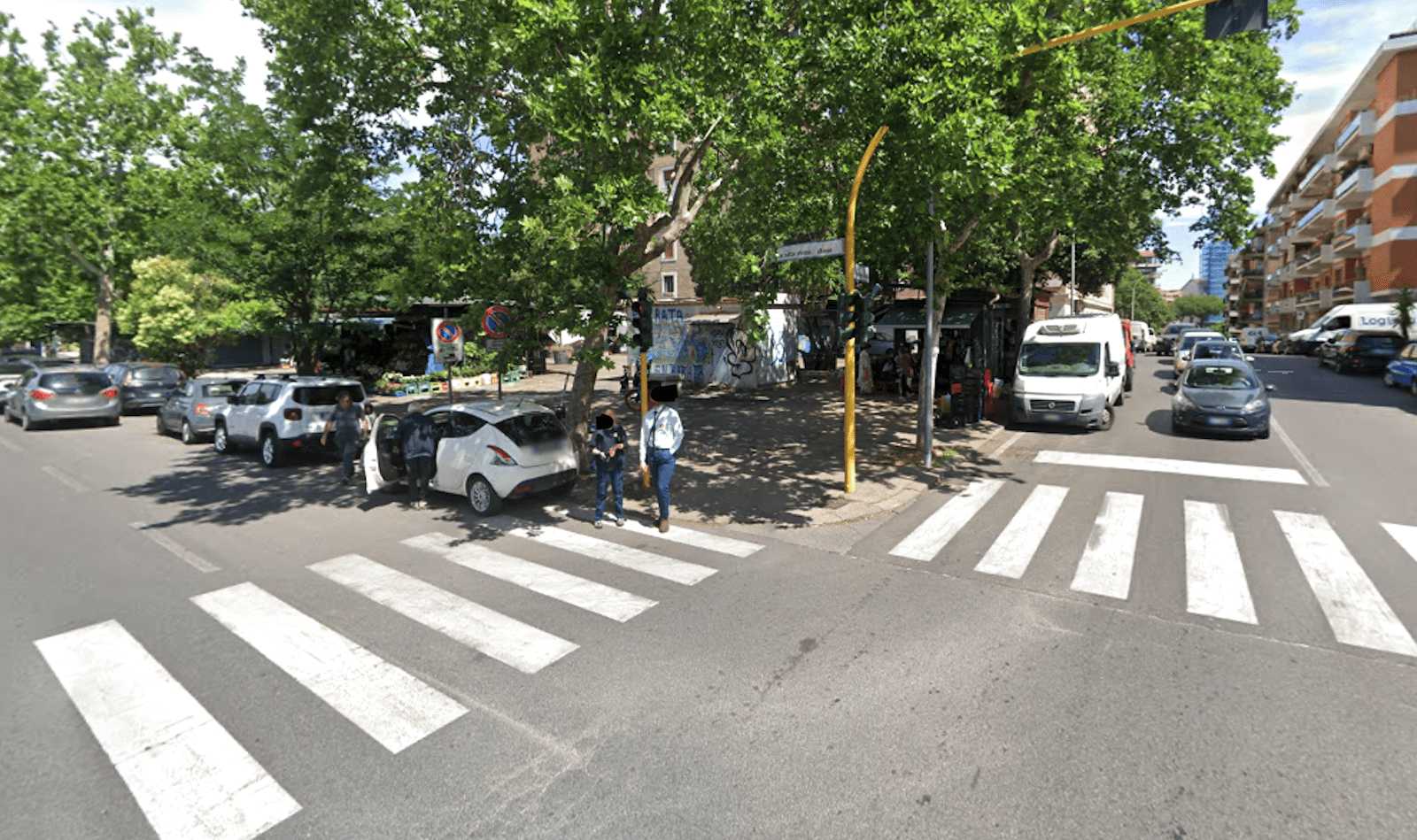 Roma - incrocio tra via delle Sette Chiese e via Leon Pancaldo