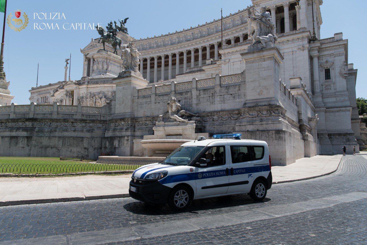 Polizia Locale a Piazza Venezia