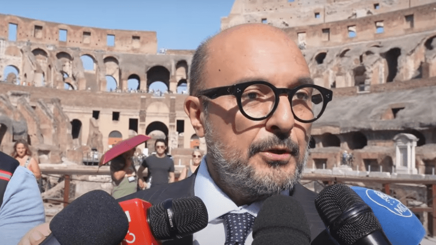 ROma, il ministro Sangiuliano al Colosseo e all'Arco di Costantino