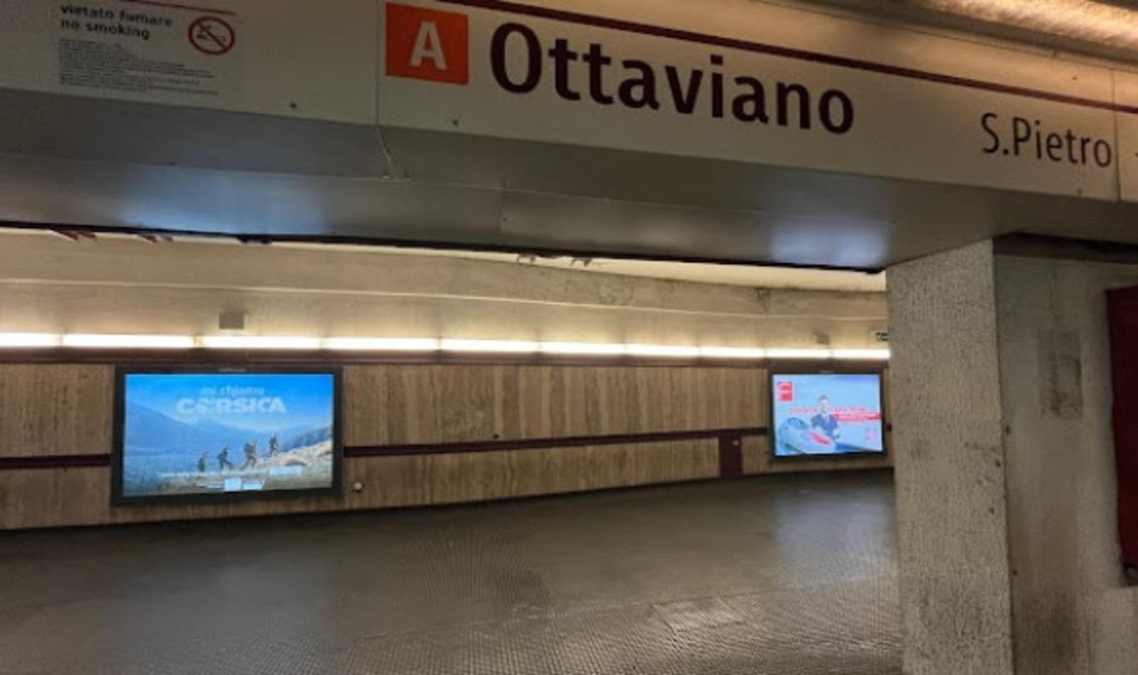 Metro A Ottaviano riapre