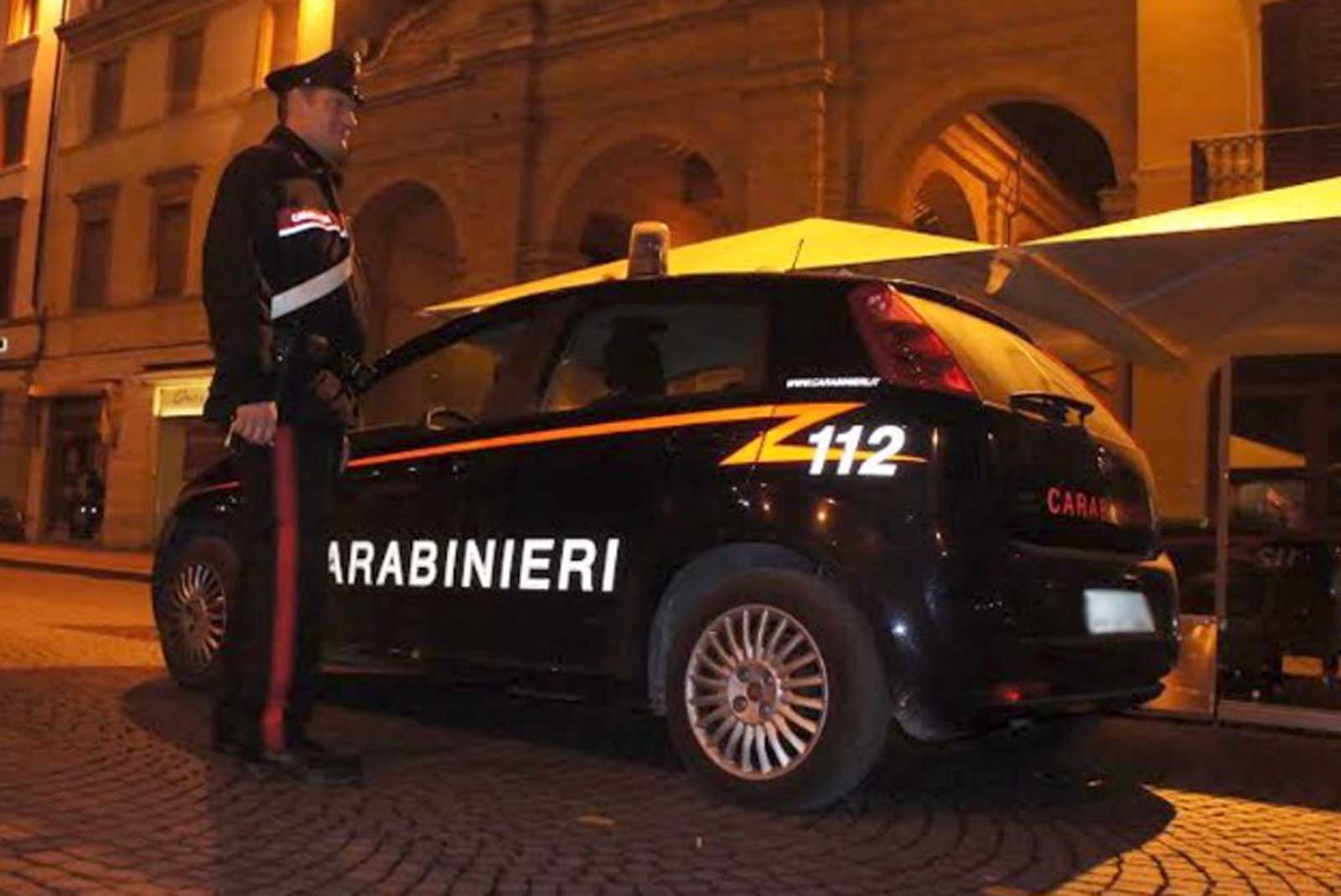 Carabinieri in azione a Ciampino