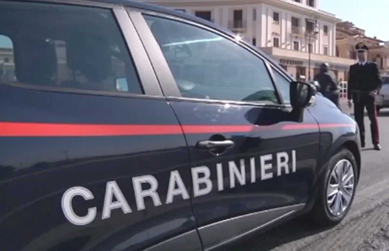 carabinieri ad Ostia