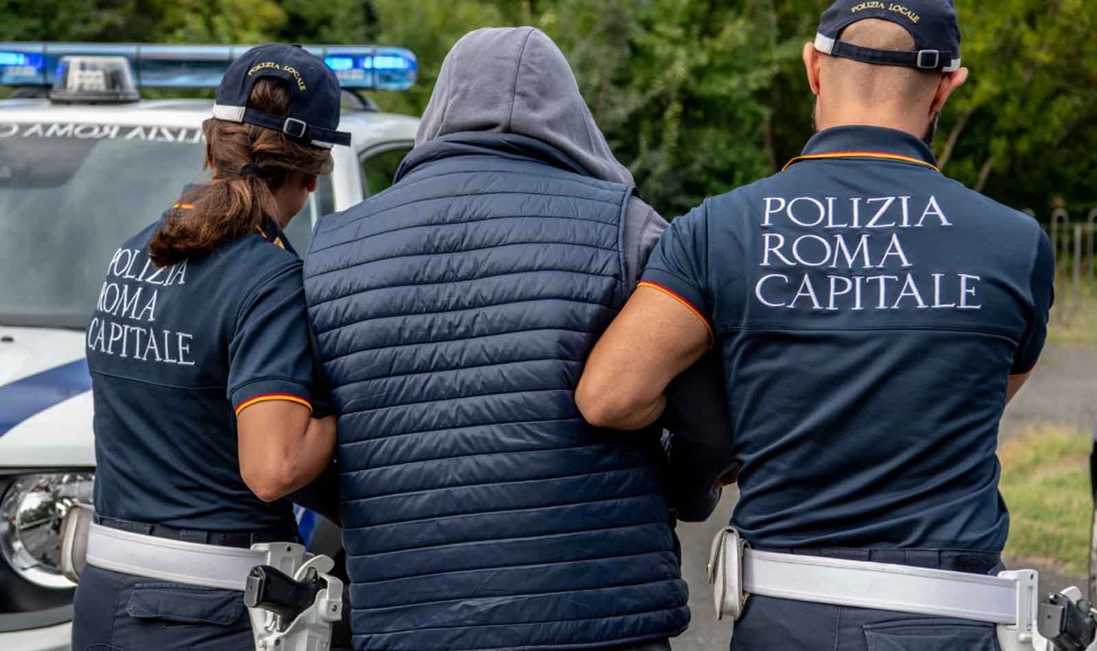 Roma aggredisce la Polizia Locale