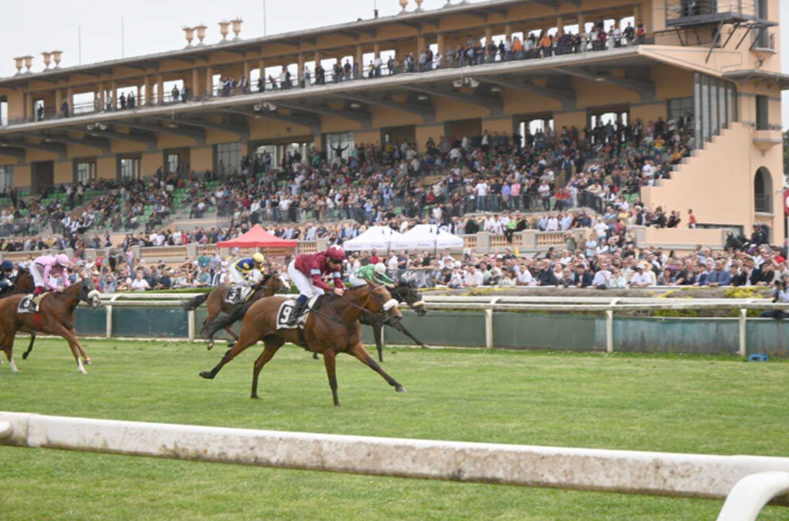 Roma, l'ippodromo di Capannelle