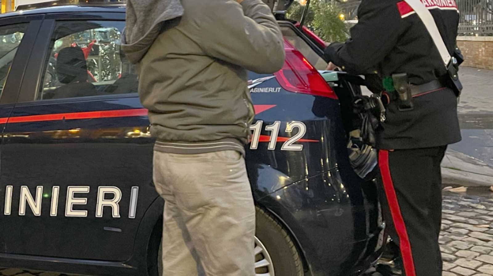 Carabinieri in azione a Roma sud