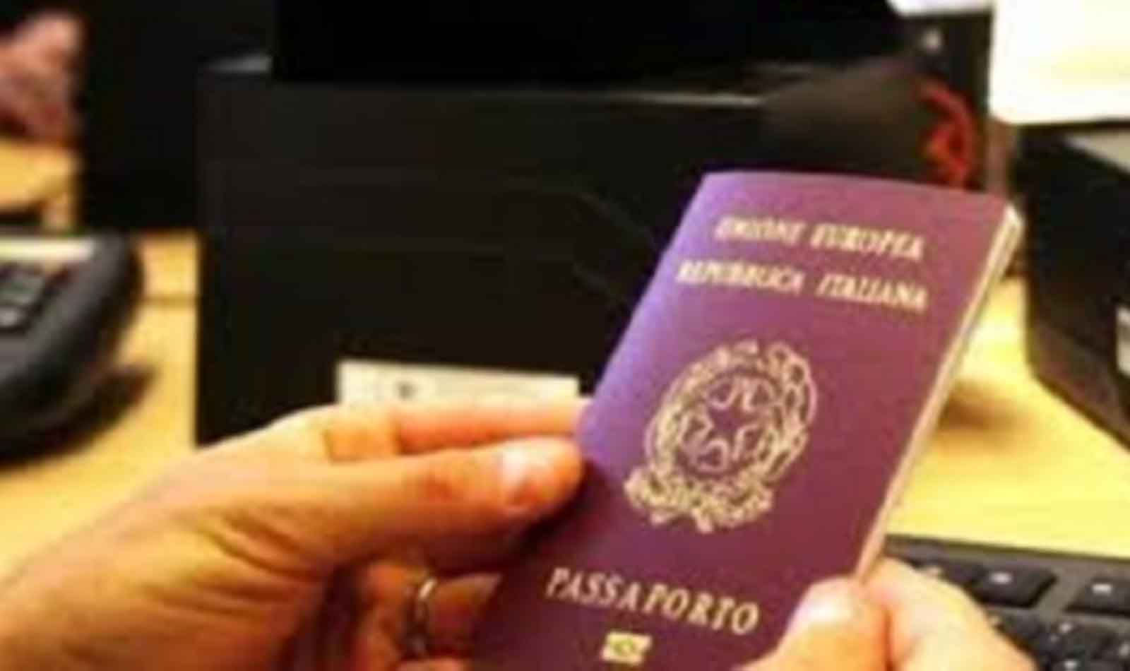 Roma ricercato in commissariato per il passaporto