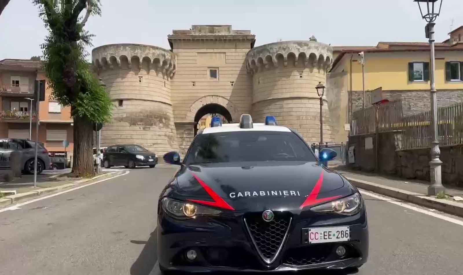 rissa a Velletri Carabinieri