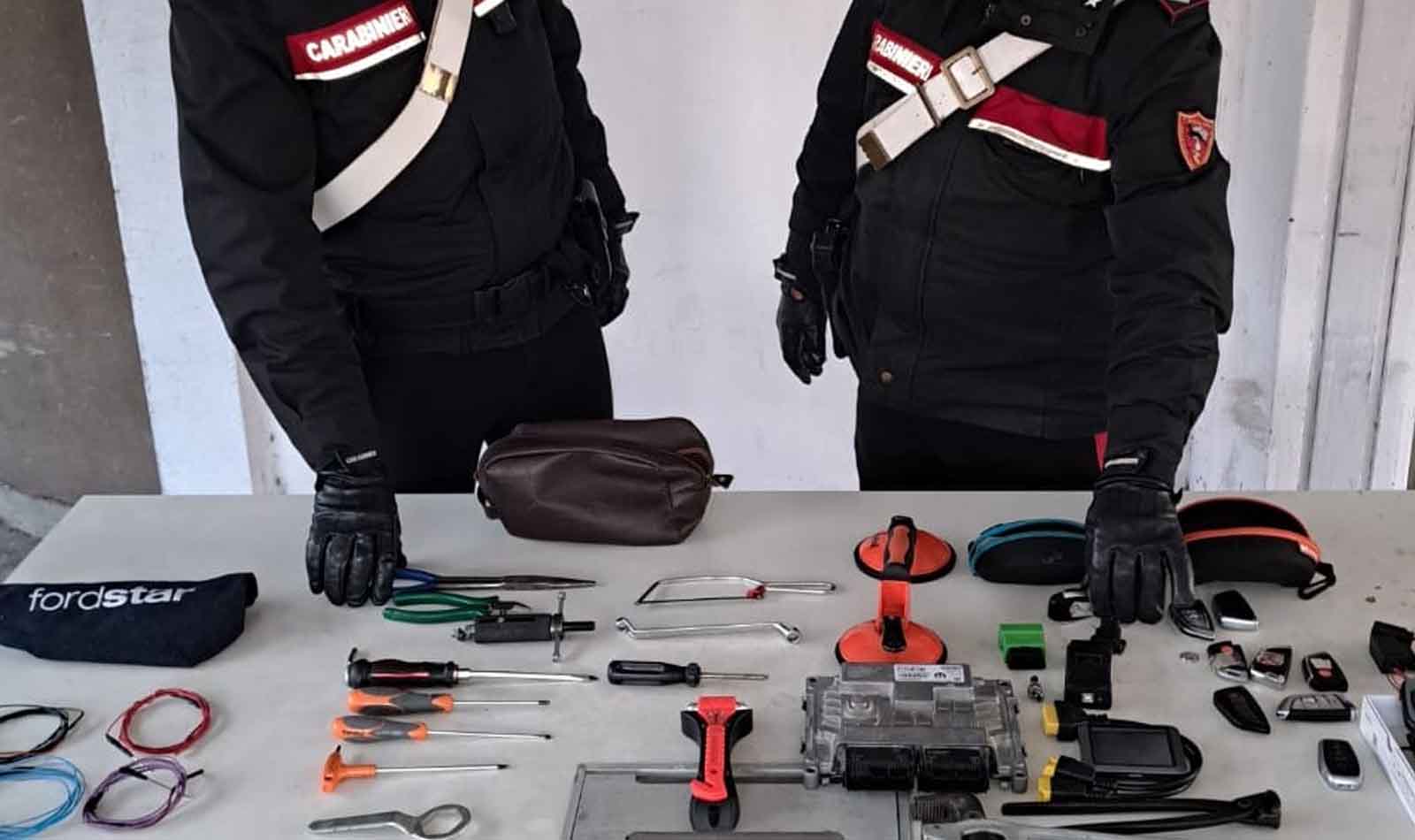 Roma, guerra ai furti d’auto Carabinieri