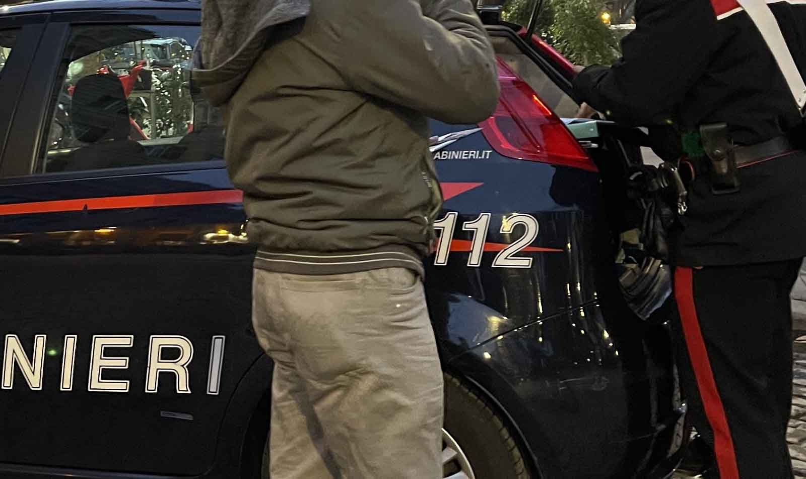 Roma, violenza contro i rider