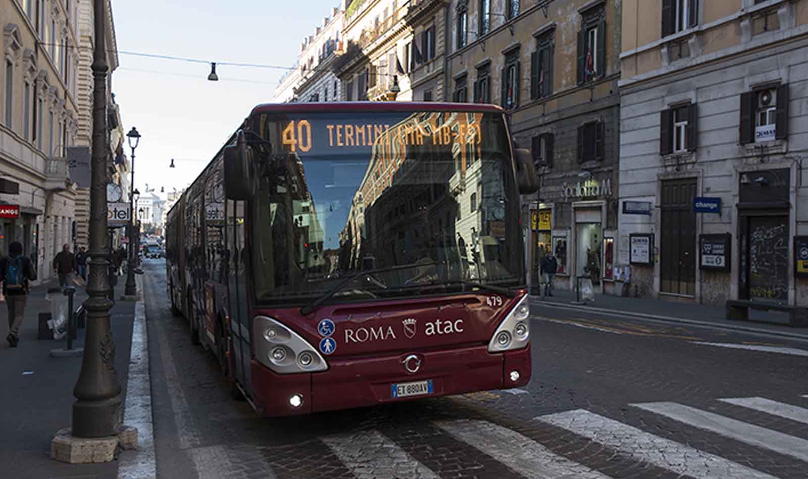 Capodanno 2025 a Roma metro e autobus