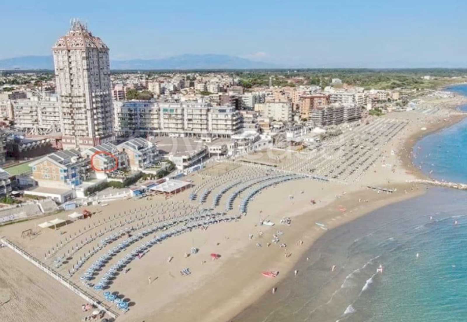 Nettuno, via al nuovo Centro Commerciale più appartamenti vista mare: il Tribunale 'sbugiarda' il Comune, foto Google Heart con vista dall'alto