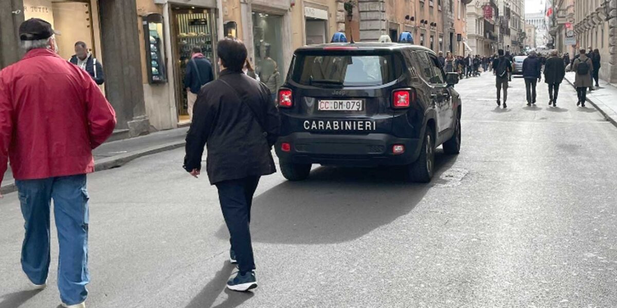 Carabinieri in azione a Roma