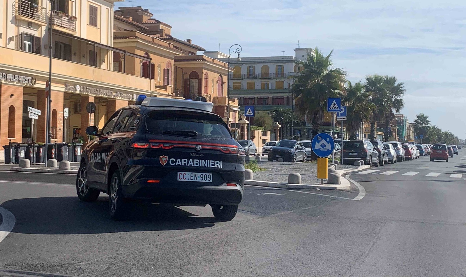 Carabinieri a Ostia