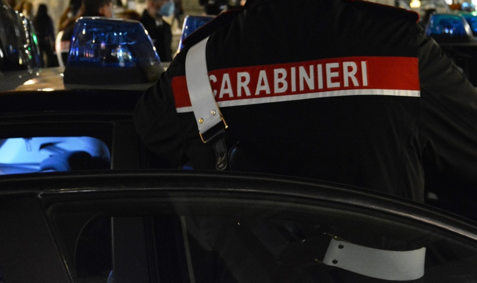 Carabinieri intervengono a Vitinia per furto