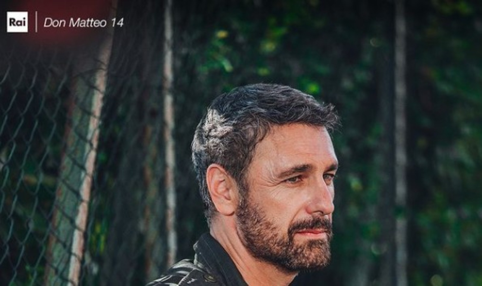 Raoul Bova che interpreta Don Massimo in Don Matteo 14