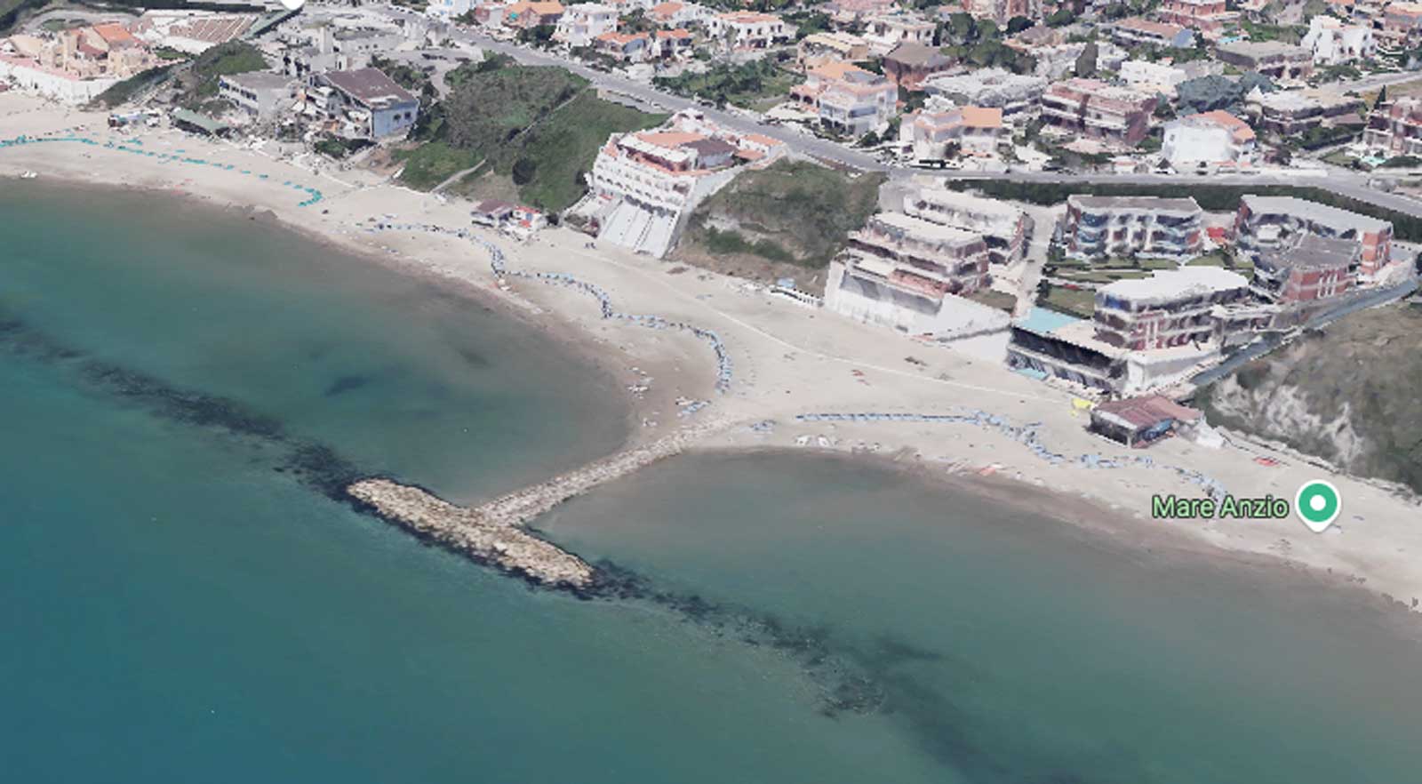 Il litorale del mare di Anzio, foto non relativa alla rampa di cui si parla nell'articolo