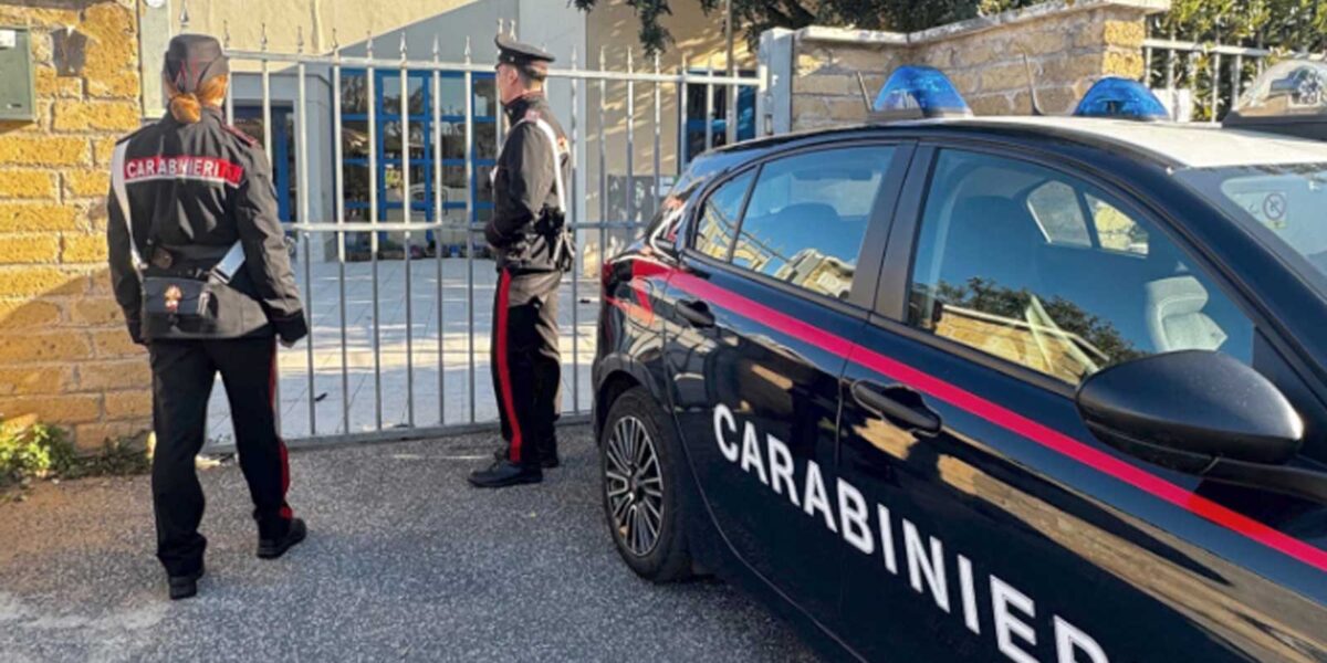 Carabinieri in azione a Casal Palocco