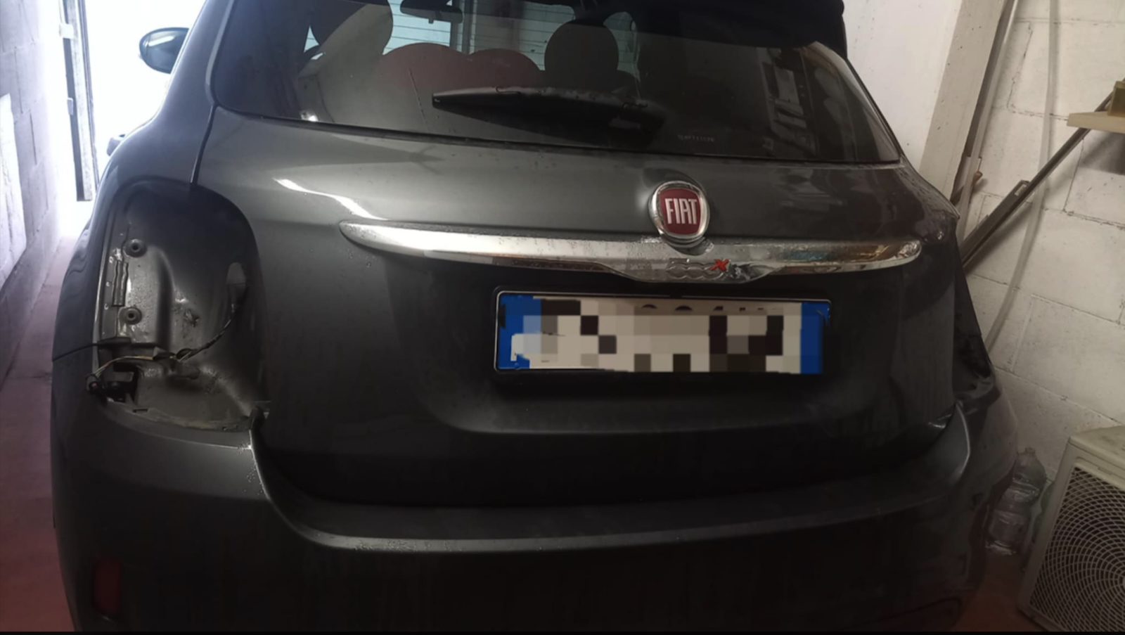 Fiat 500 rubata a Pomezia