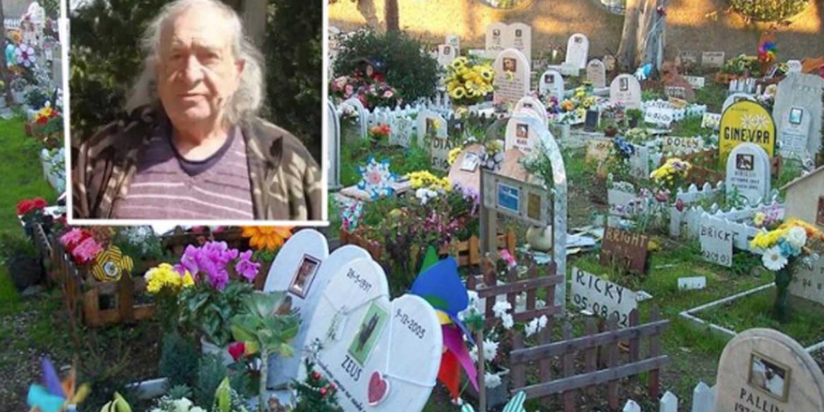 Roma, in foto Luigi Molon, sullo sfondo il suo cimitero storico per animali