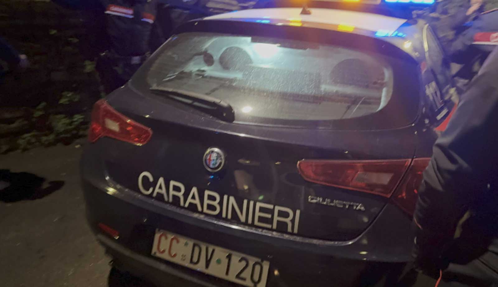 Controlli dei carabinieri al Tuscolano