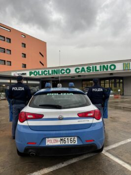 Poliziotti al Casilino