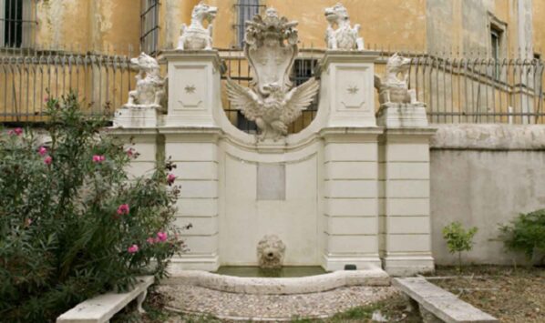 Roma, giardino segreto Fontanone Gianicolo