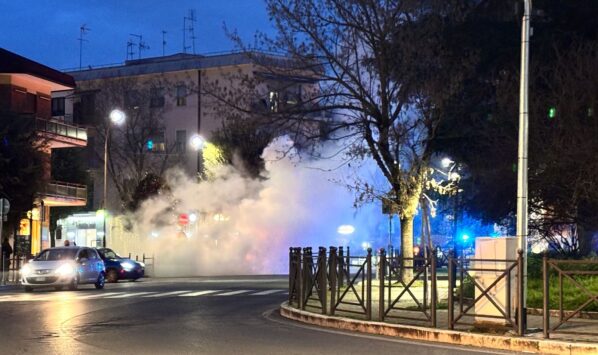 fumo incendio auto Ciampino