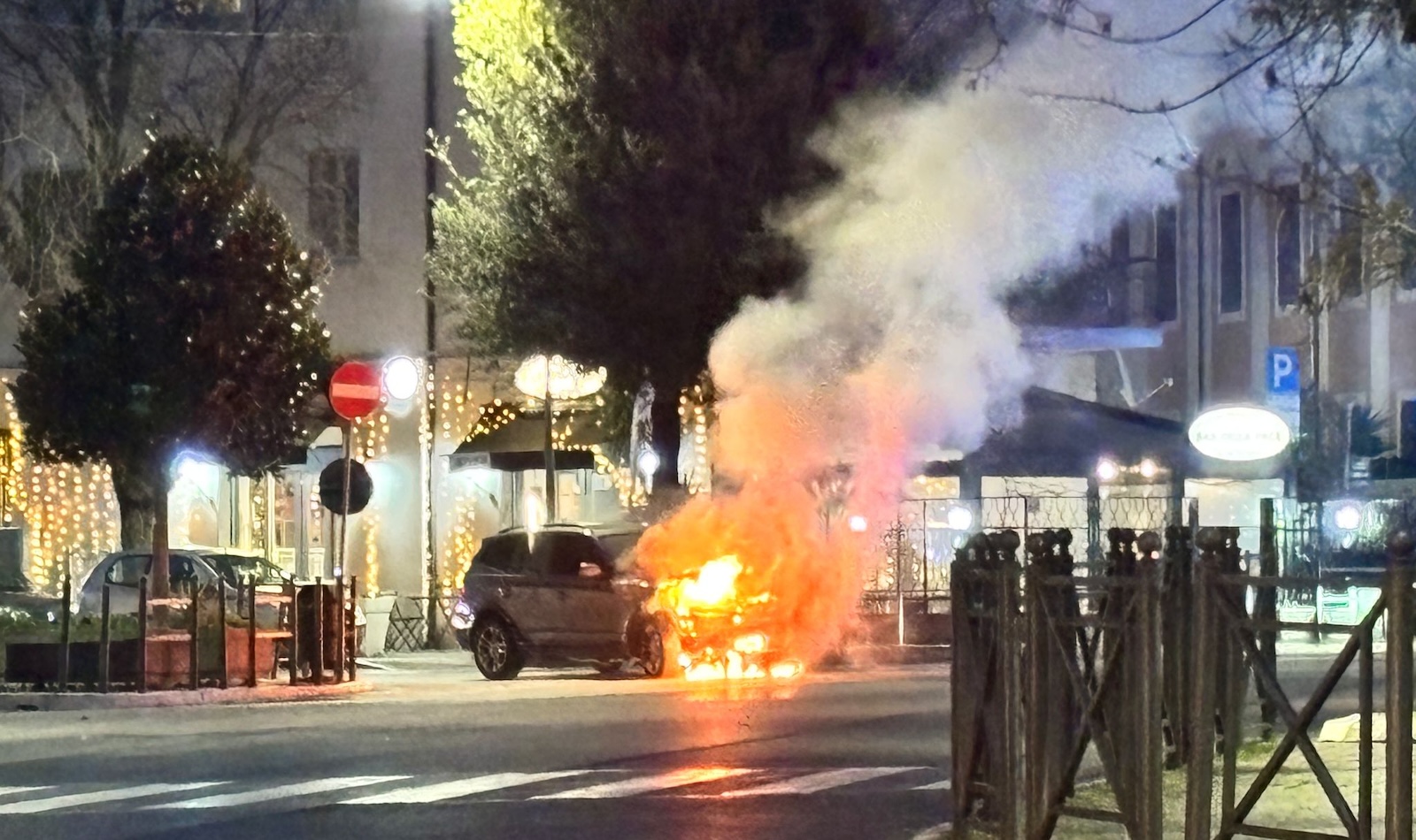 incendio auto Ciampino