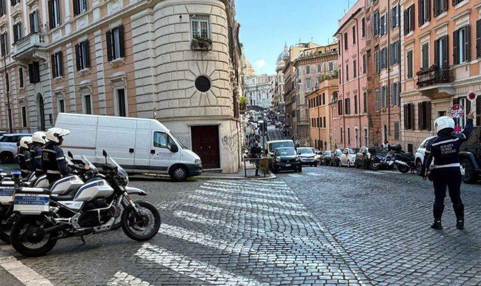 Roma, scoperti oltre 150 accessi illegali nella ZTL